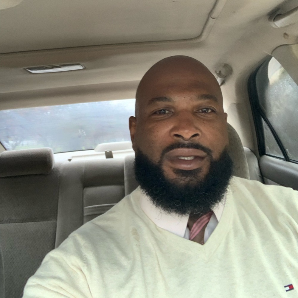 Meet your Posher, Eric